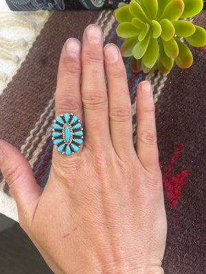 Medium Classic Cluster Ring