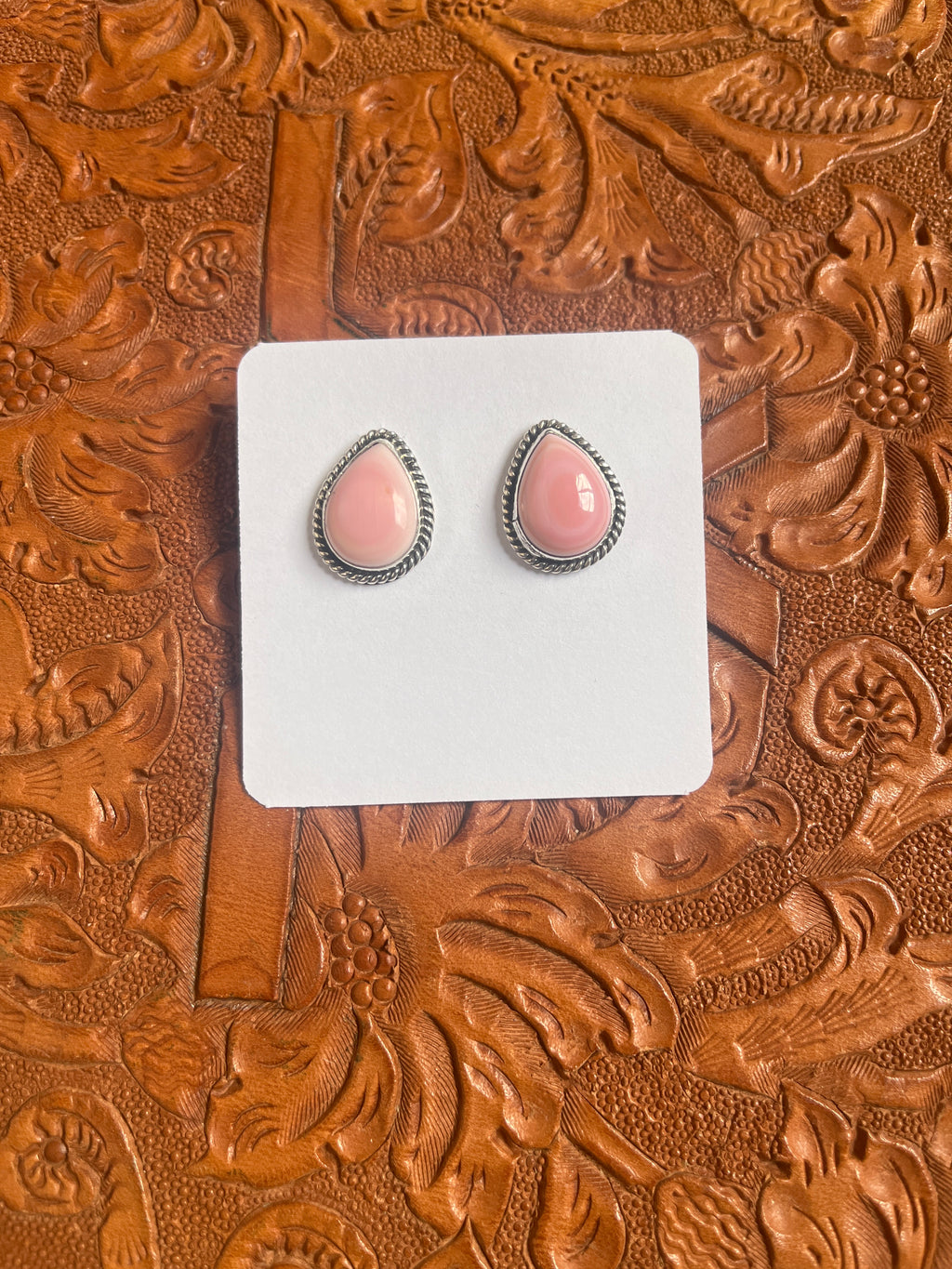 Sally’s Conch Teardrop Studs