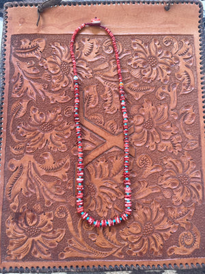 Single Strand Spiny Oyster Necklace with Button Clasp