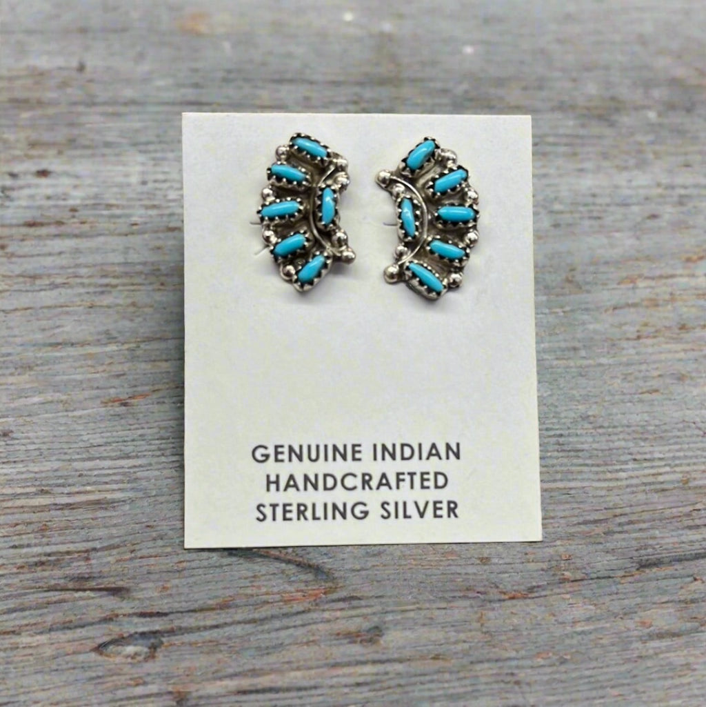 Petit Point Zuni Curved Studs