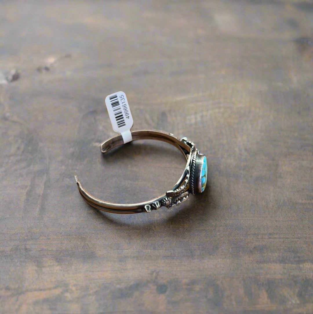 Single Stone Oxidized Cuff